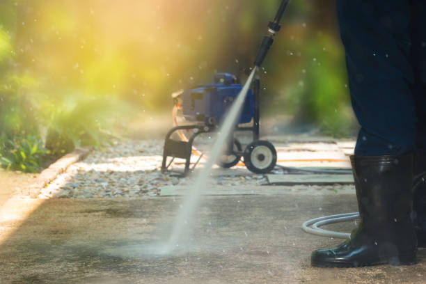 Best Graffiti Removal  in Woodlands, CA